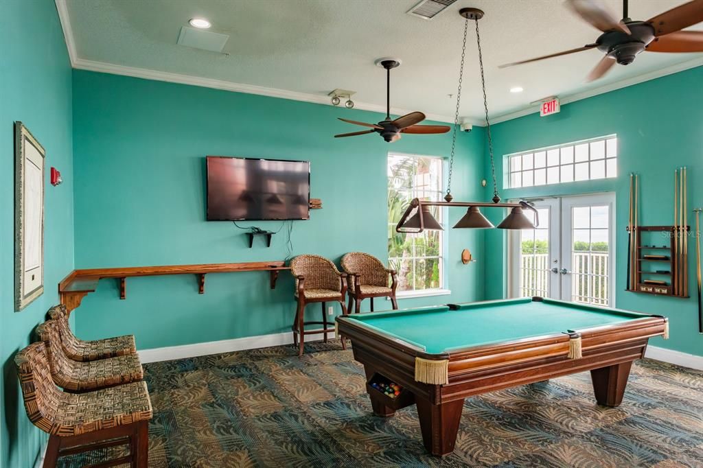 For Sale: $575,000 (2 beds, 2 baths, 1247 Square Feet)