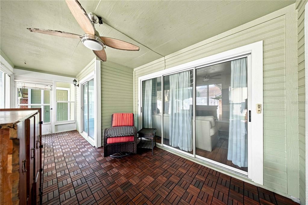 For Rent: $2,200 (2 beds, 2 baths, 1367 Square Feet)