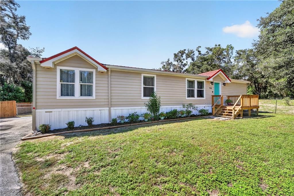 Activo con contrato: $239,000 (3 camas, 2 baños, 1800 Pies cuadrados)