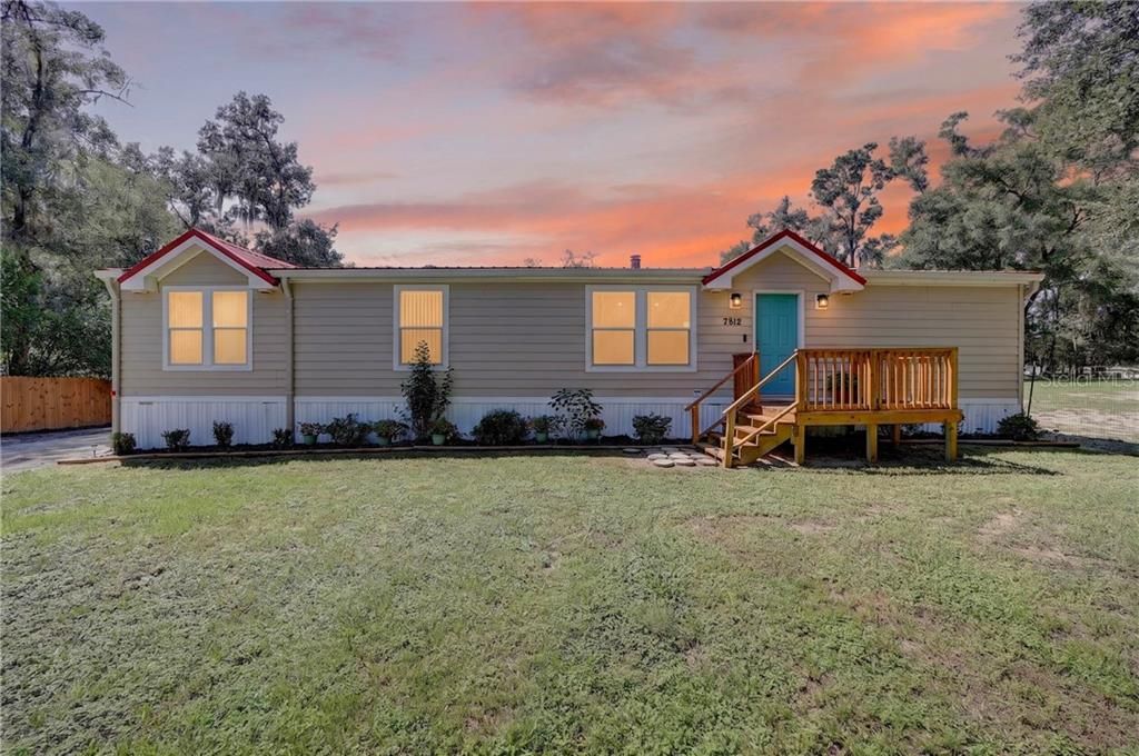 Activo con contrato: $239,000 (3 camas, 2 baños, 1800 Pies cuadrados)