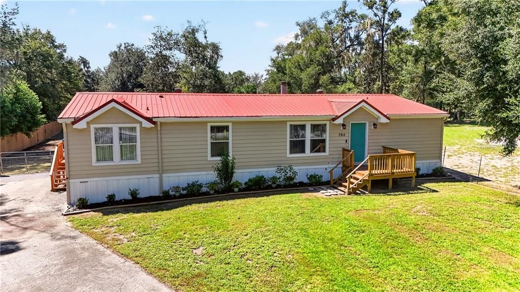 Activo con contrato: $239,000 (3 camas, 2 baños, 1800 Pies cuadrados)