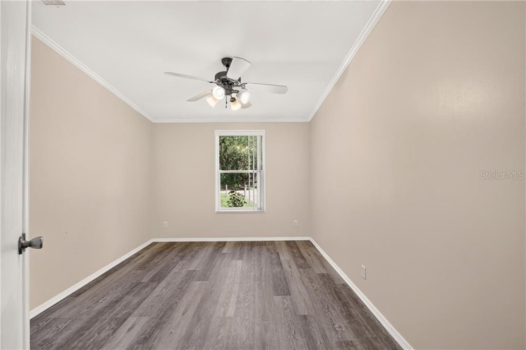 Activo con contrato: $239,000 (3 camas, 2 baños, 1800 Pies cuadrados)
