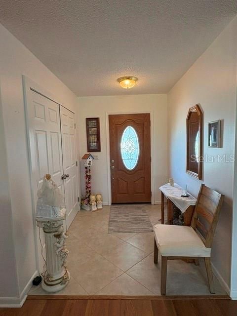 En Venta: $325,000 (3 camas, 2 baños, 1882 Pies cuadrados)