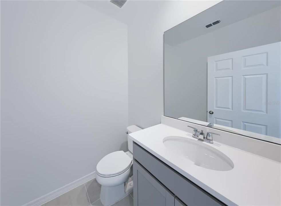 En Venta: $438,990 (4 camas, 3 baños, 2560 Pies cuadrados)