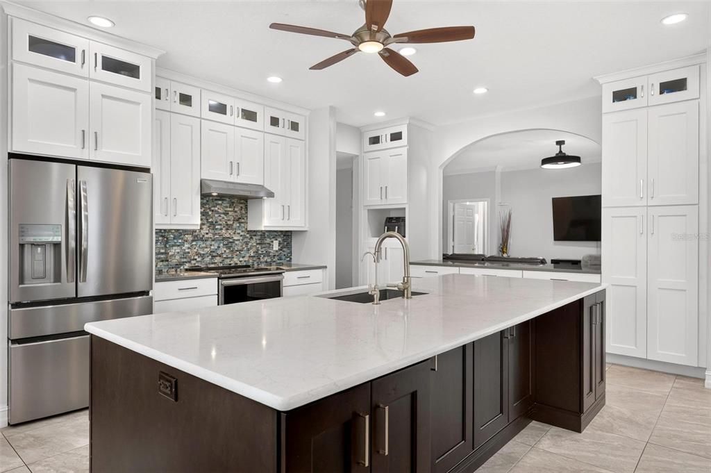 For Sale: $785,000 (5 beds, 3 baths, 3660 Square Feet)