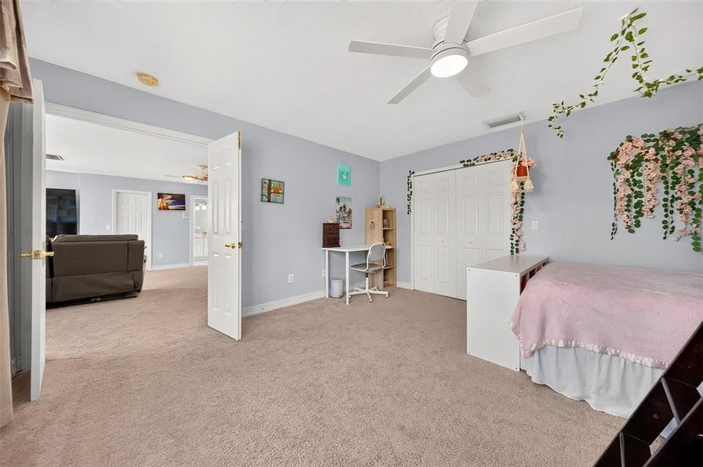 For Sale: $785,000 (5 beds, 3 baths, 3660 Square Feet)