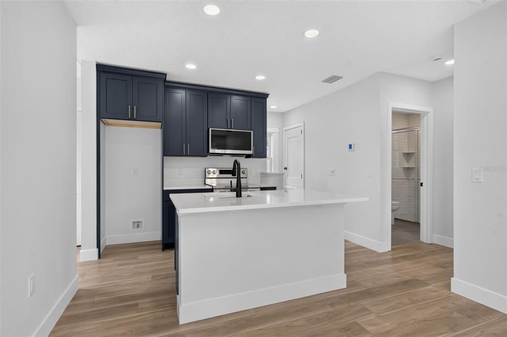 For Sale: $1,175,000 (3 beds, 2 baths, 2080 Square Feet)