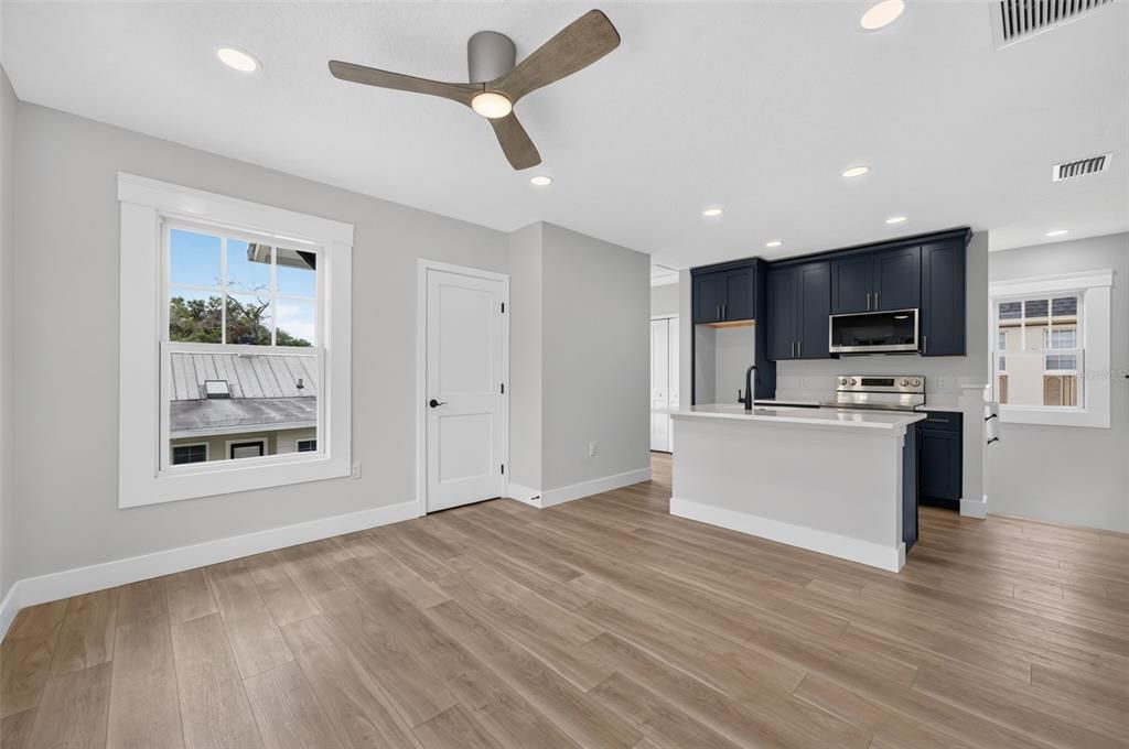 For Sale: $1,175,000 (3 beds, 2 baths, 2080 Square Feet)