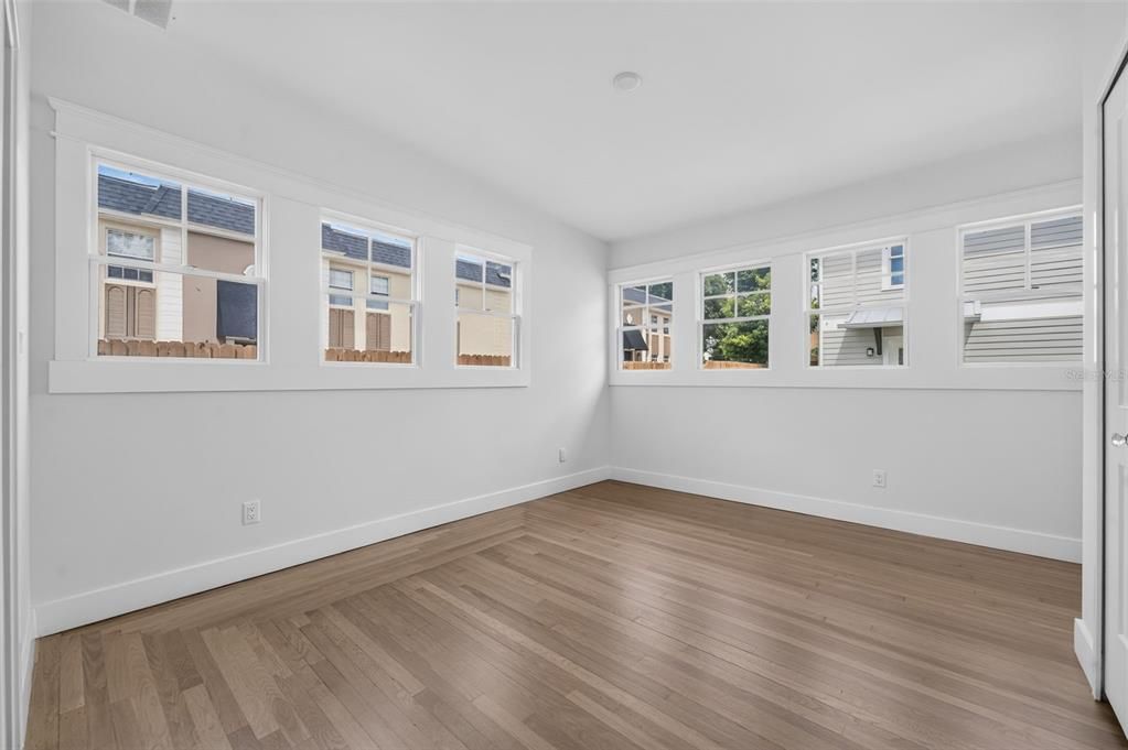 For Sale: $1,175,000 (3 beds, 2 baths, 2080 Square Feet)