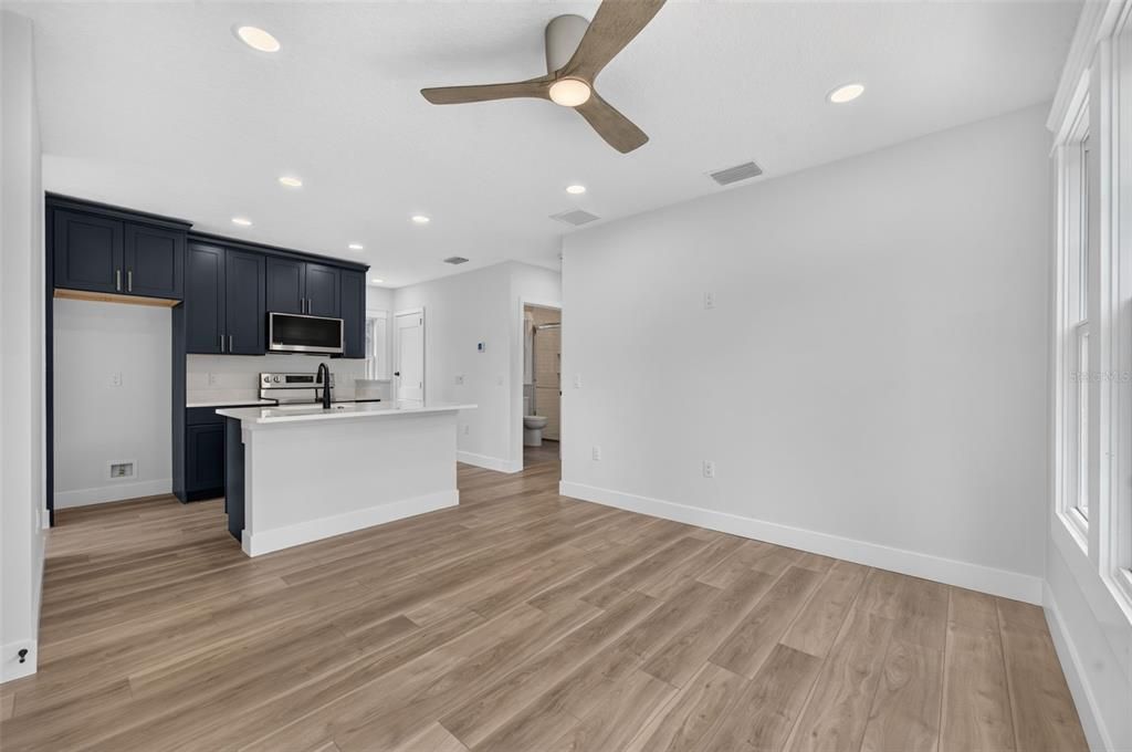 For Sale: $1,175,000 (3 beds, 2 baths, 2080 Square Feet)