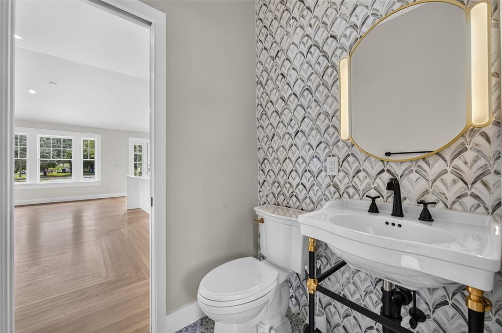 For Sale: $1,175,000 (3 beds, 2 baths, 2080 Square Feet)