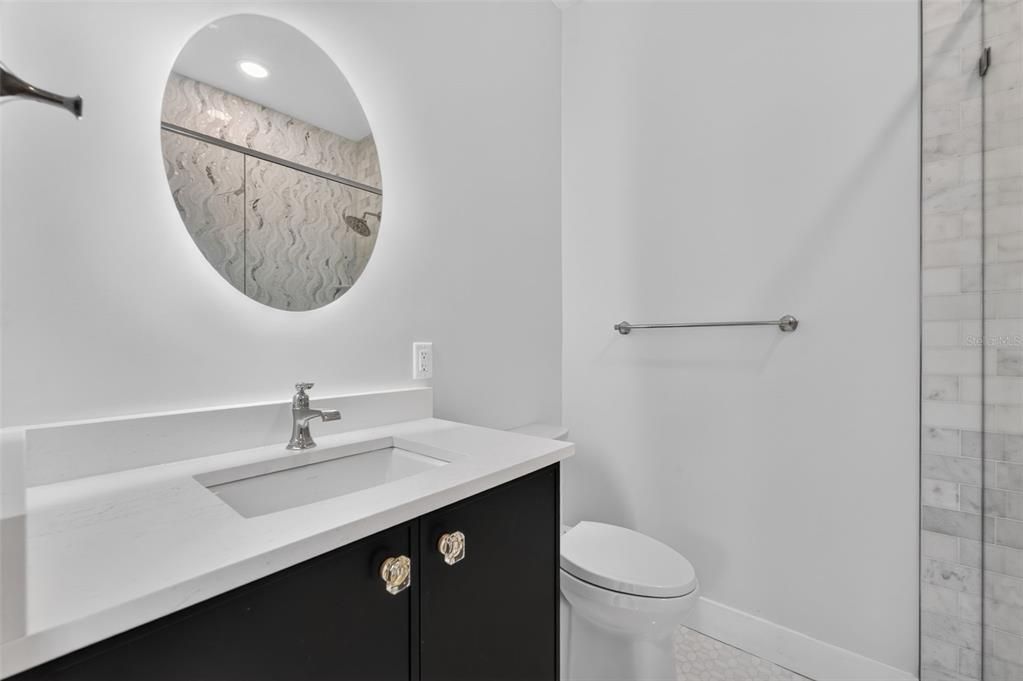 For Sale: $1,175,000 (3 beds, 2 baths, 2080 Square Feet)