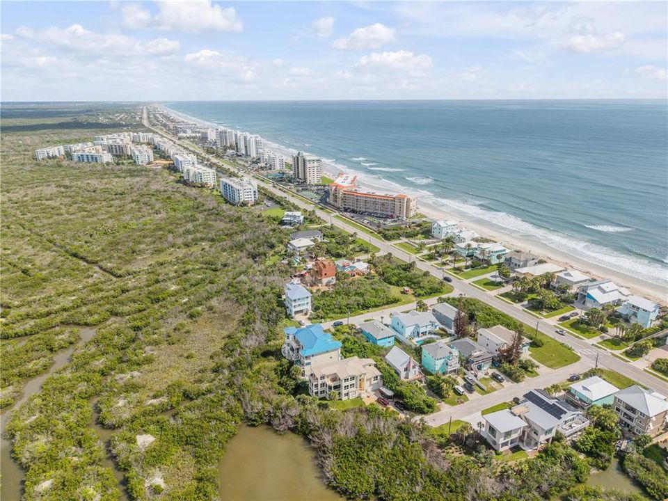 For Sale: $349,000 (0.12 acres)