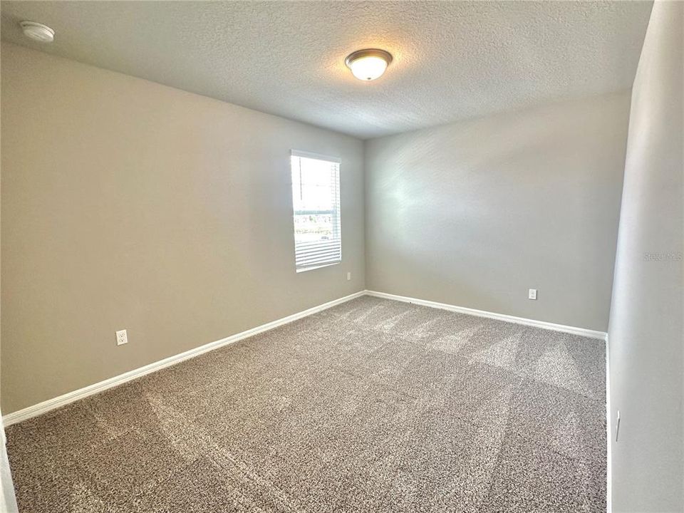 For Rent: $2,399 (4 beds, 2 baths, 2328 Square Feet)