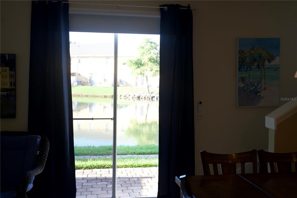 For Rent: $2,100 (3 beds, 2 baths, 1832 Square Feet)