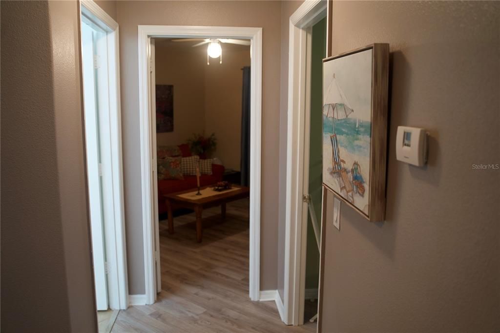 For Rent: $2,100 (3 beds, 2 baths, 1832 Square Feet)