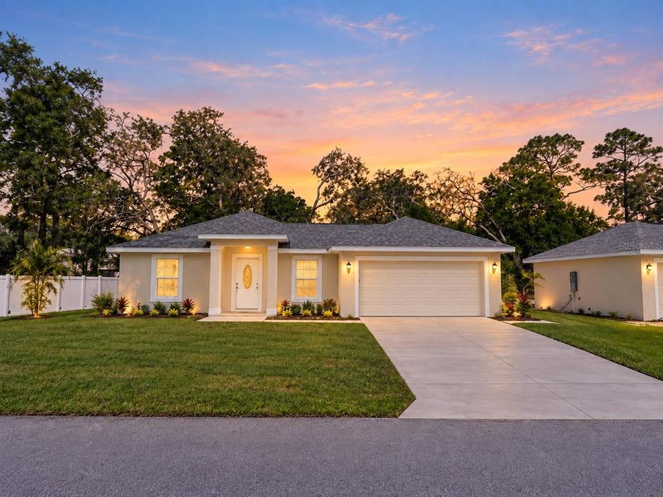 For Sale: $284,900 (3 beds, 2 baths, 1088 Square Feet)