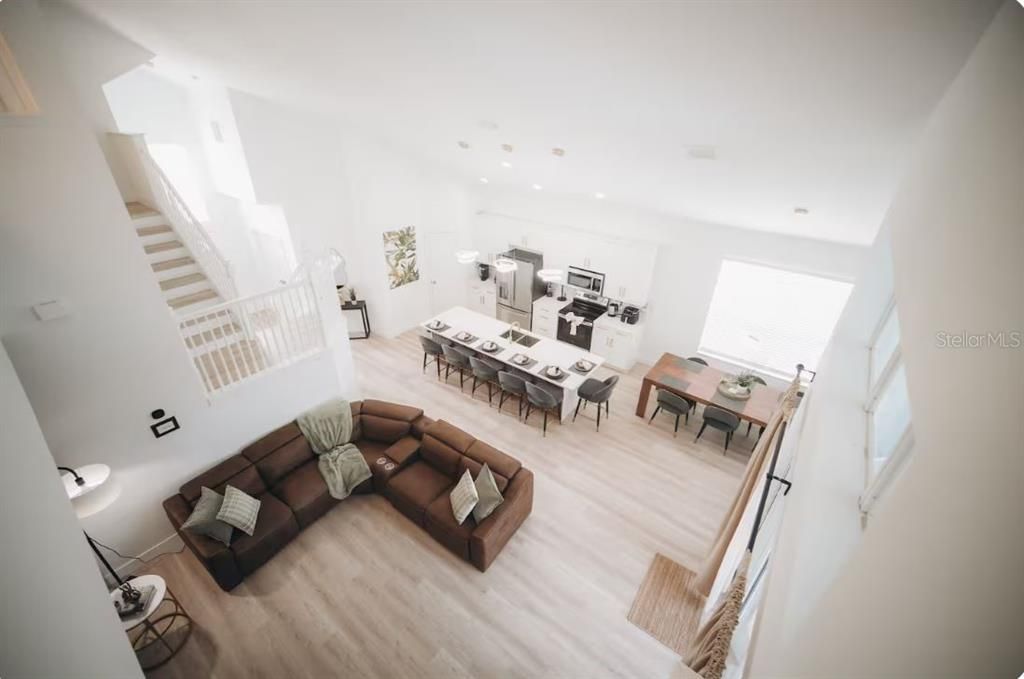 For Rent: $3,700 (6 beds, 3 baths, 2368 Square Feet)