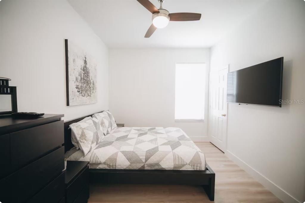 For Rent: $3,700 (6 beds, 3 baths, 2368 Square Feet)