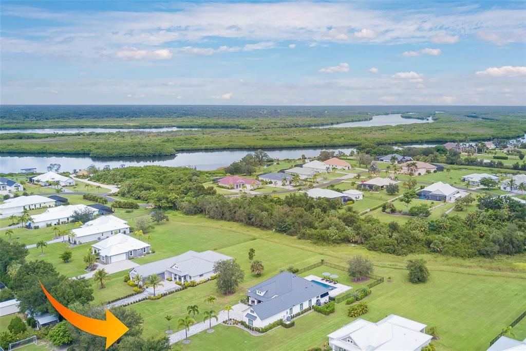 En Venta: $999,000 (3 camas, 3 baños, 2364 Pies cuadrados)