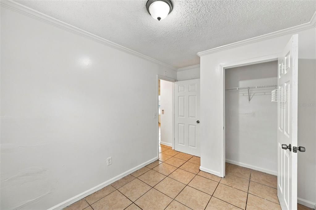 En Venta: $299,000 (4 camas, 2 baños, 1248 Pies cuadrados)