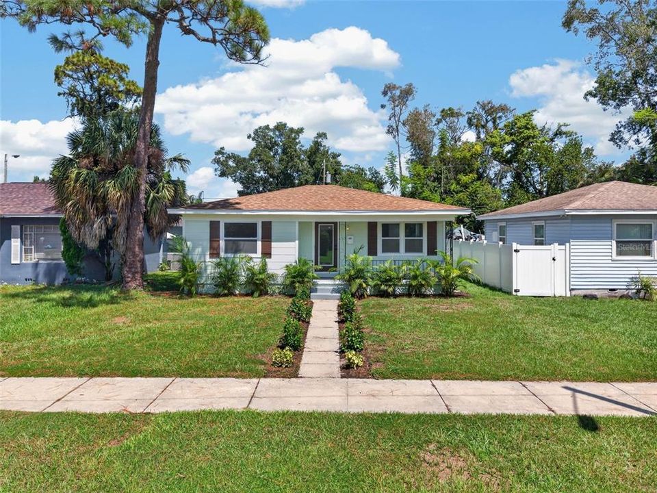 En Venta: $480,000 (3 camas, 2 baños, 1226 Pies cuadrados)