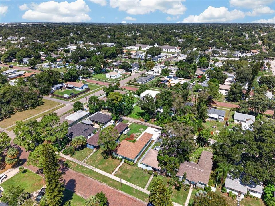 En Venta: $480,000 (3 camas, 2 baños, 1226 Pies cuadrados)