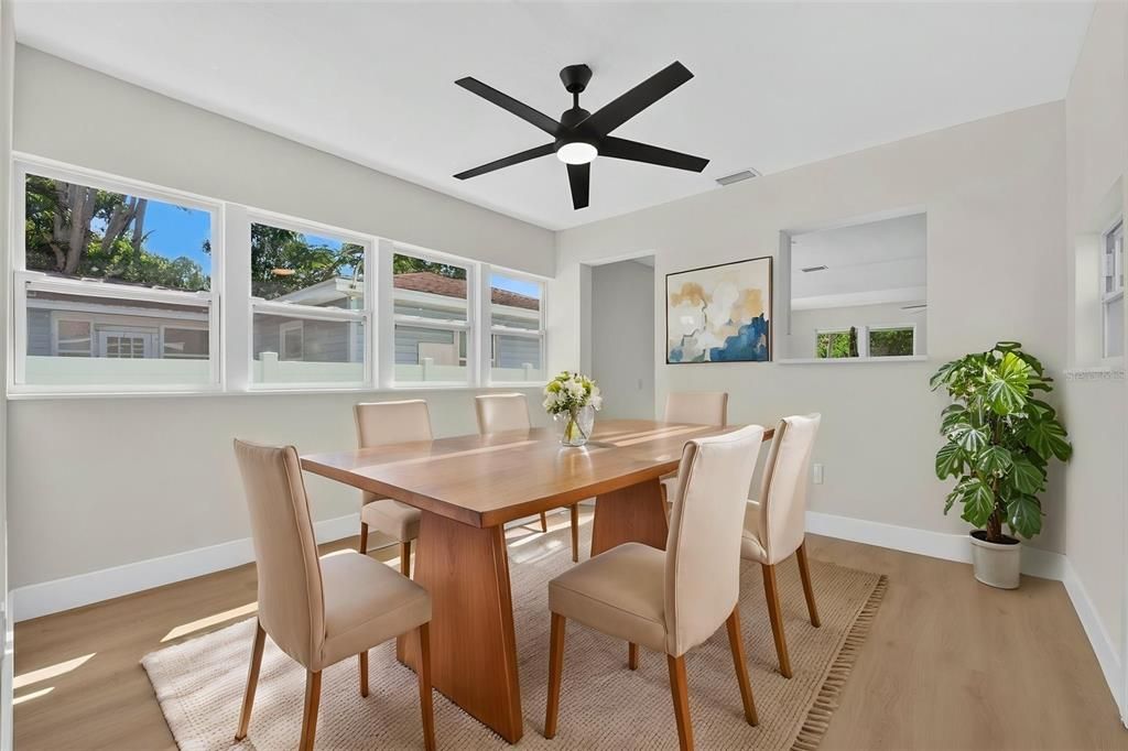 En Venta: $480,000 (3 camas, 2 baños, 1226 Pies cuadrados)