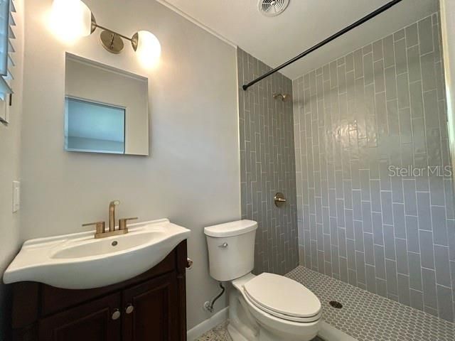 В аренду: $4,175 (3 спален, 2 ванн, 1600 Квадратных фут)