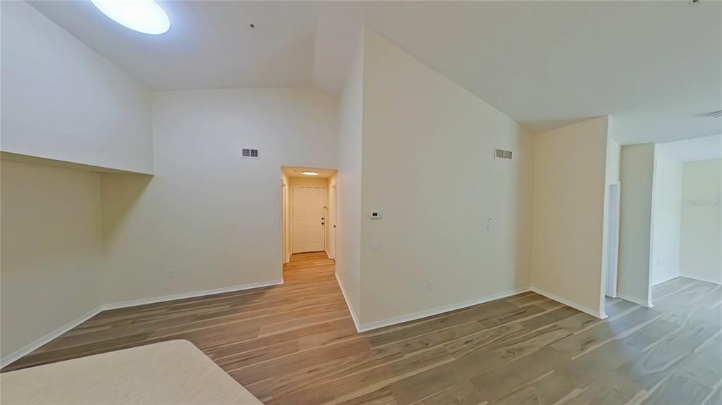 For Sale: $224,900 (2 beds, 2 baths, 1209 Square Feet)