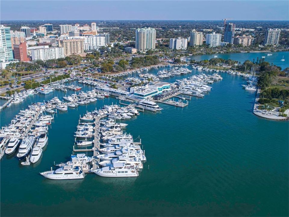 For Sale: $224,900 (2 beds, 2 baths, 1209 Square Feet)