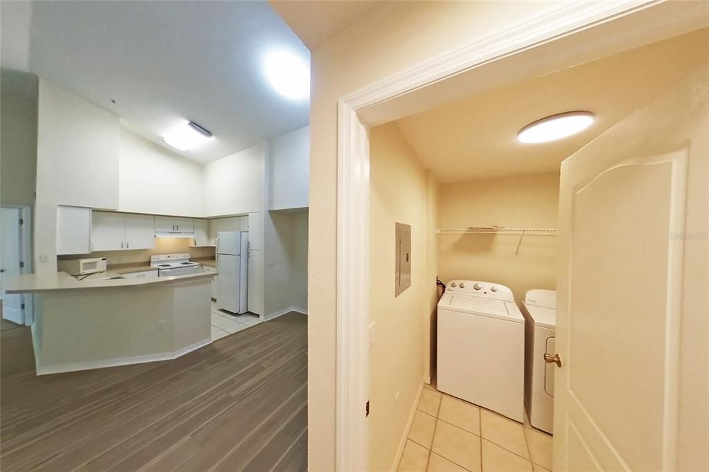 For Sale: $224,900 (2 beds, 2 baths, 1209 Square Feet)