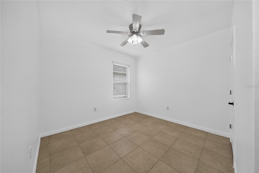 En Renta: $2,300 (4 camas, 2 baños, 1812 Pies cuadrados)