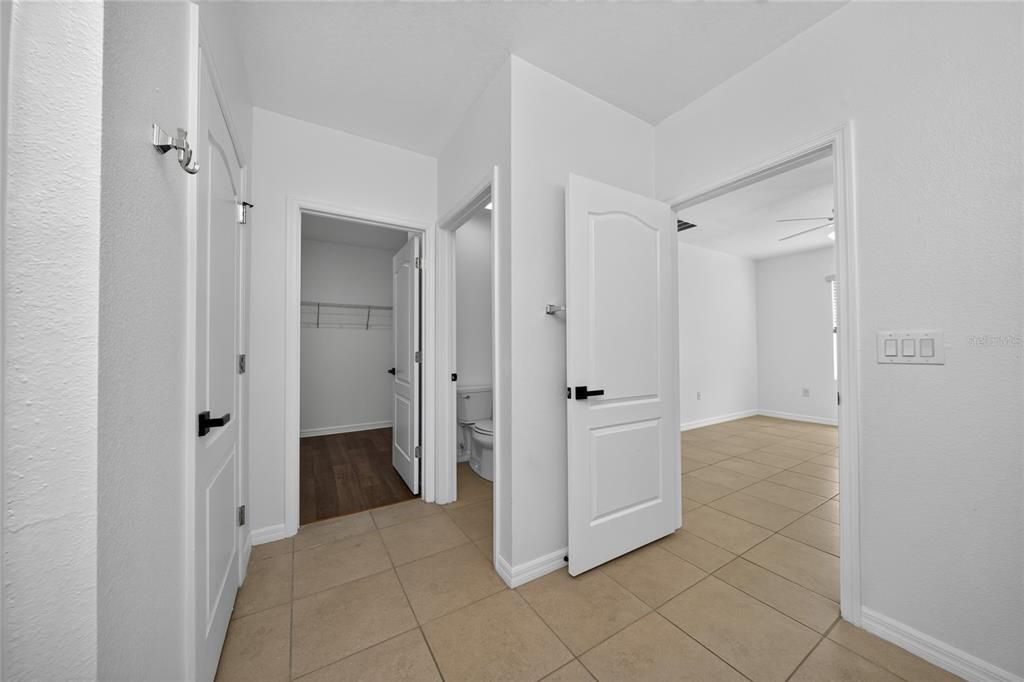 En Renta: $2,300 (4 camas, 2 baños, 1812 Pies cuadrados)