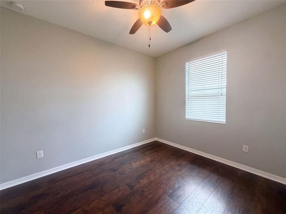 For Sale: $380,000 (4 beds, 3 baths, 2323 Square Feet)