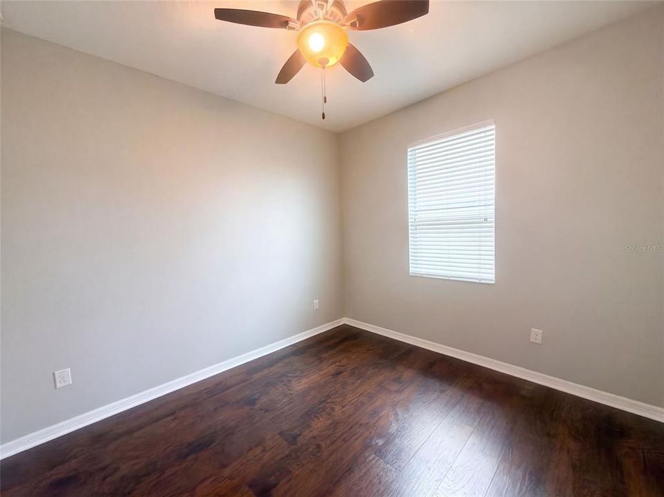 For Sale: $380,000 (4 beds, 3 baths, 2323 Square Feet)