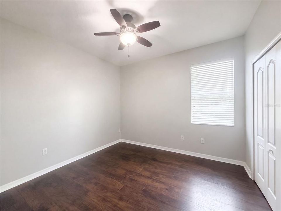 For Sale: $380,000 (4 beds, 3 baths, 2323 Square Feet)