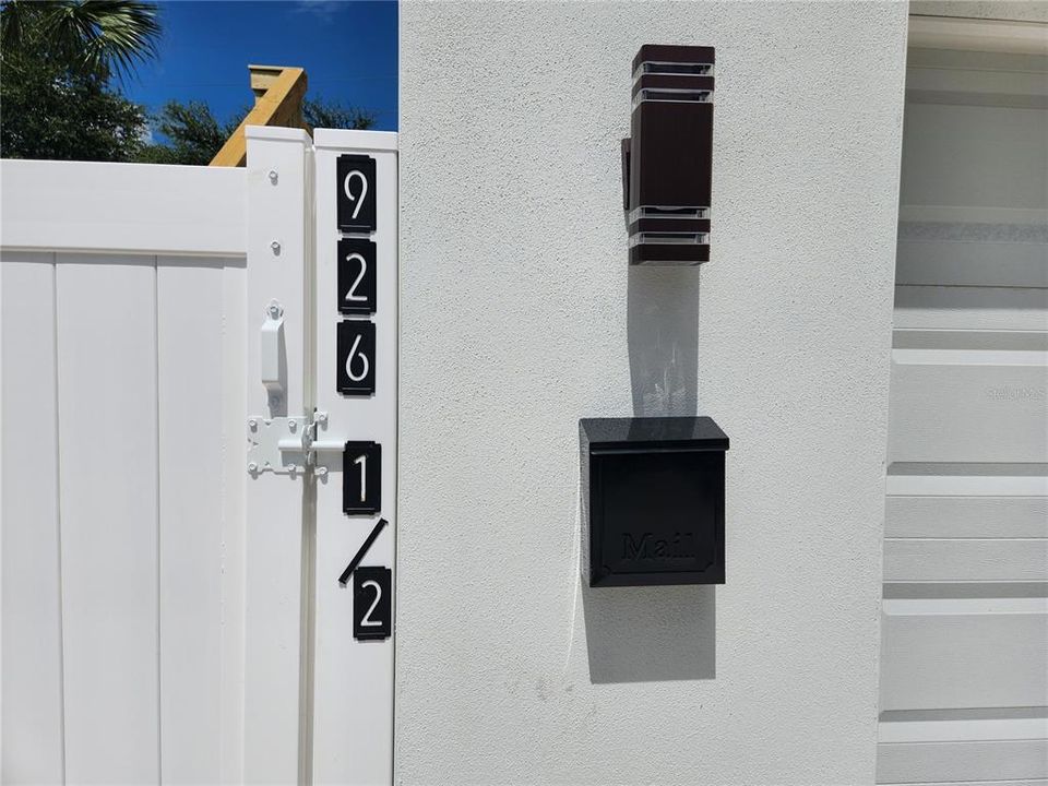 En Venta: $695,000 (4 camas, 3 baños, 1882 Pies cuadrados)