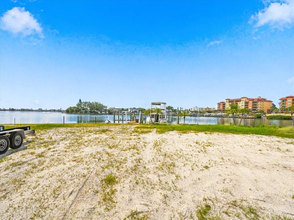 For Sale: $1,500,000 (0.24 acres)