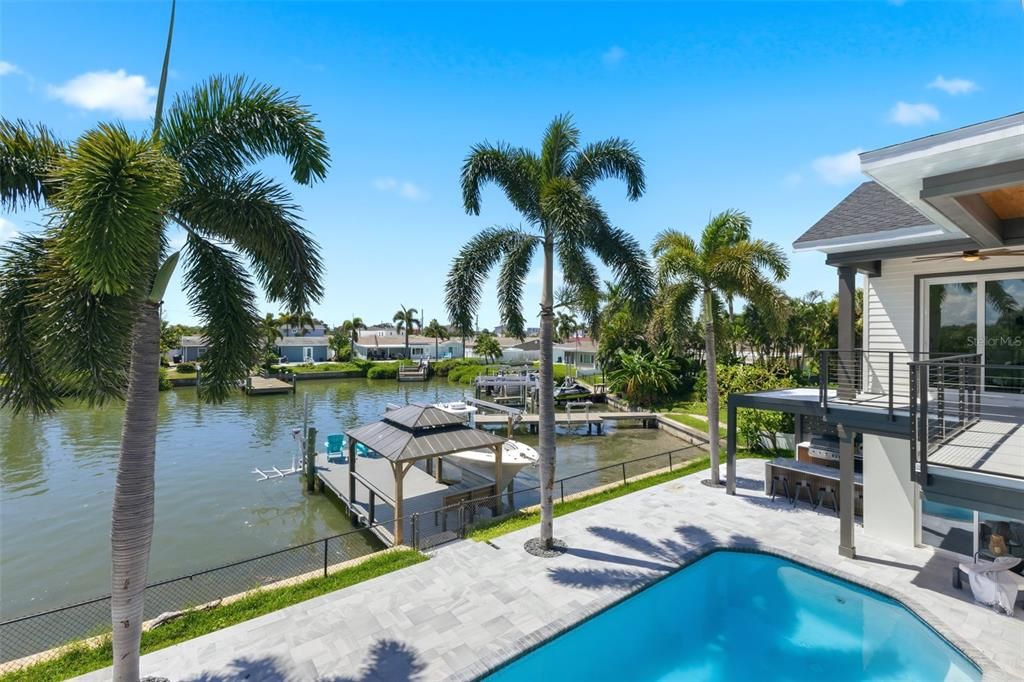 For Sale: $2,699,999 (5 beds, 4 baths, 2648 Square Feet)