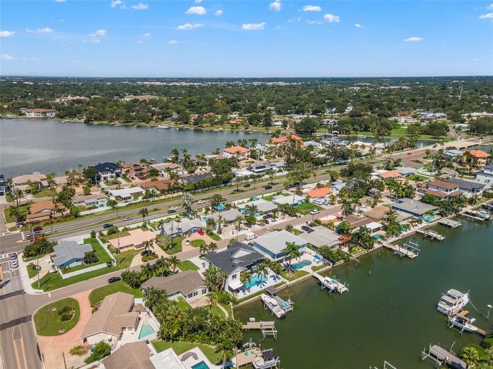 For Sale: $2,699,999 (5 beds, 4 baths, 2648 Square Feet)