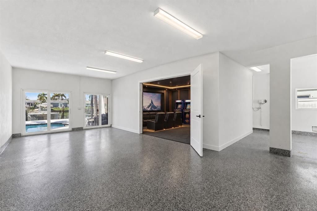 For Sale: $2,699,999 (5 beds, 4 baths, 2648 Square Feet)