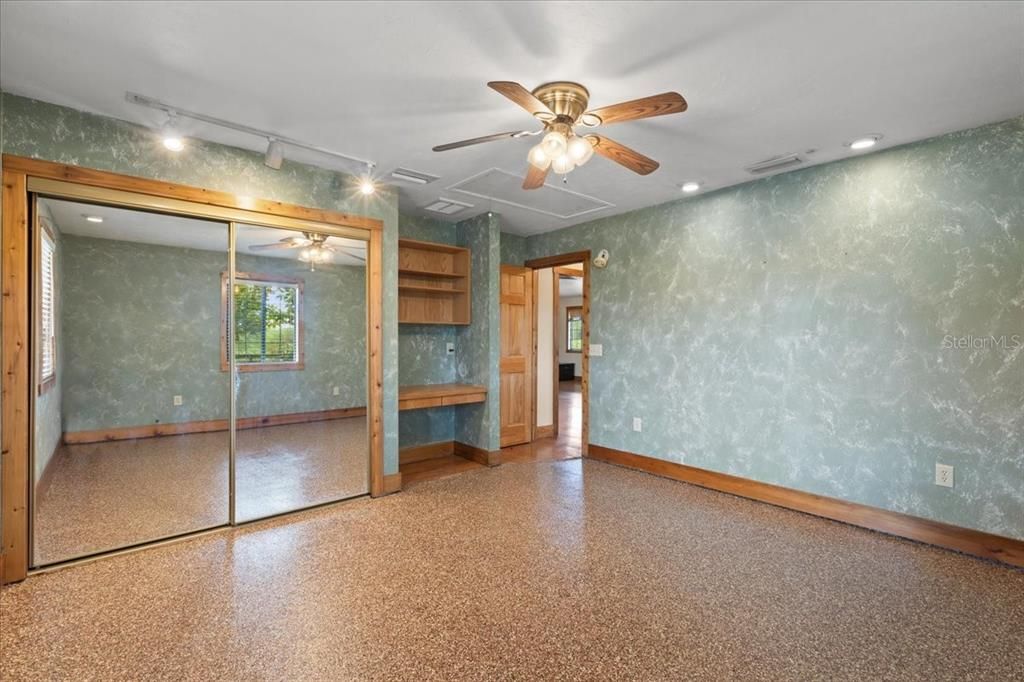 На продажу: $850,000 (4 спален, 3 ванн, 1932 Квадратных фут)
