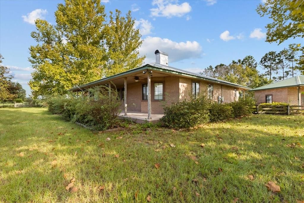 На продажу: $850,000 (4 спален, 3 ванн, 1932 Квадратных фут)