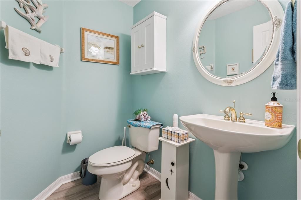 For Sale: $417,500 (3 beds, 2 baths, 2755 Square Feet)