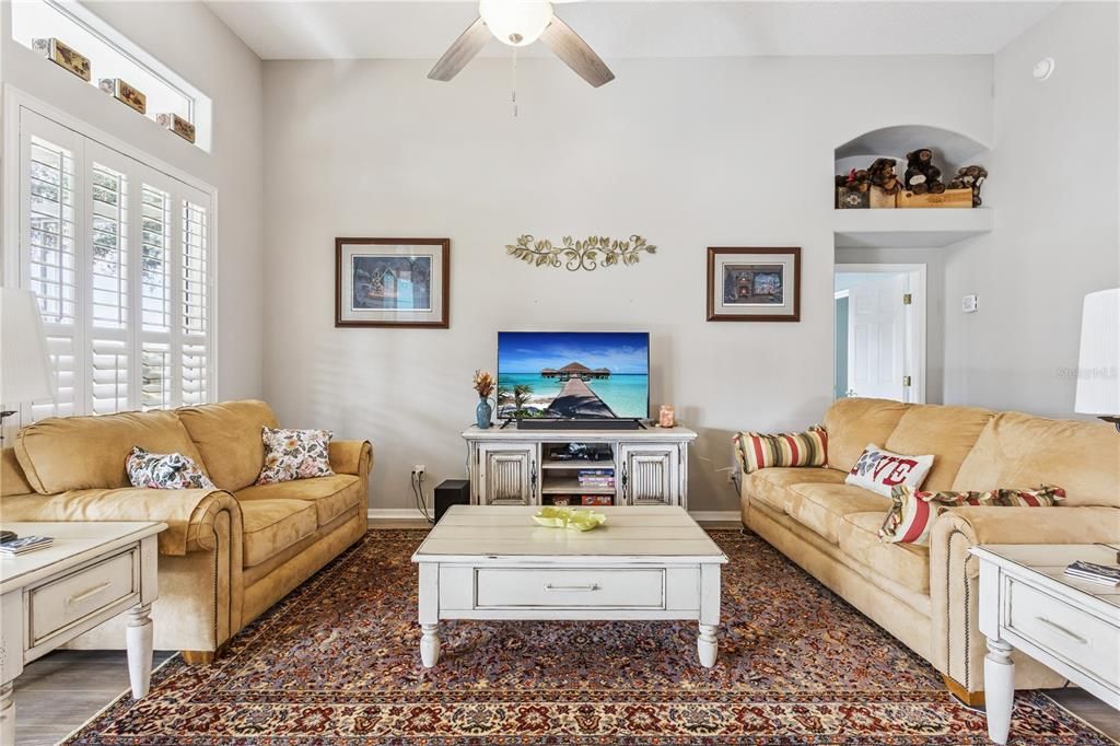 For Sale: $417,500 (3 beds, 2 baths, 2755 Square Feet)