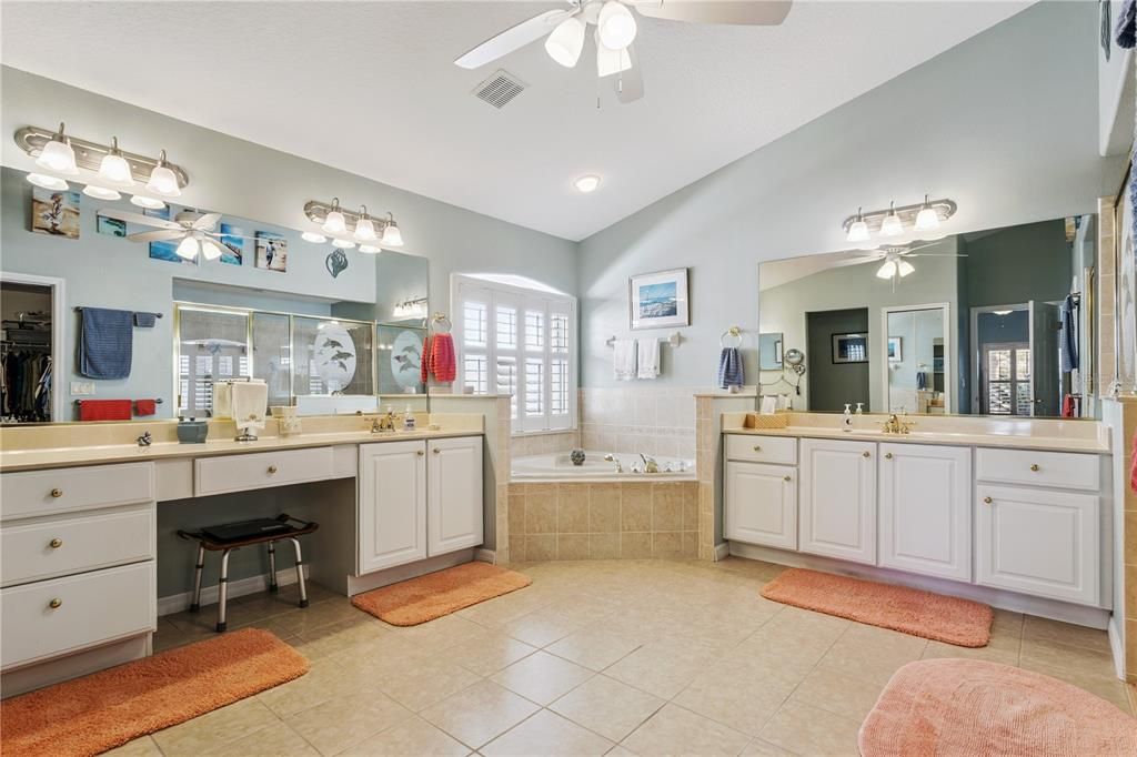 For Sale: $417,500 (3 beds, 2 baths, 2755 Square Feet)