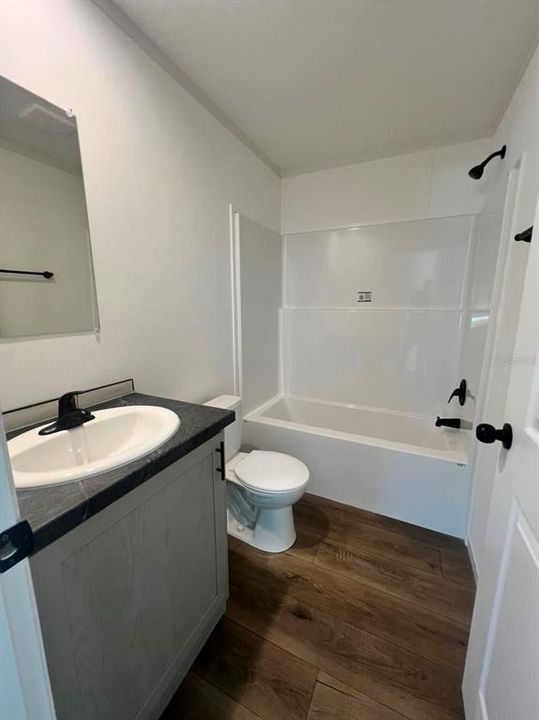 En Venta: $255,000 (3 camas, 2 baños, 1493 Pies cuadrados)