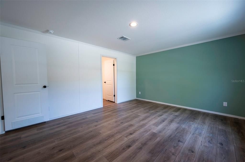 En Venta: $255,000 (3 camas, 2 baños, 1493 Pies cuadrados)