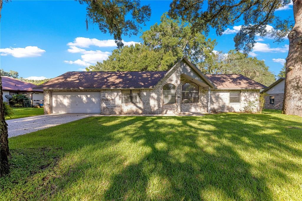 For Sale: $239,900 (3 beds, 2 baths, 1539 Square Feet)